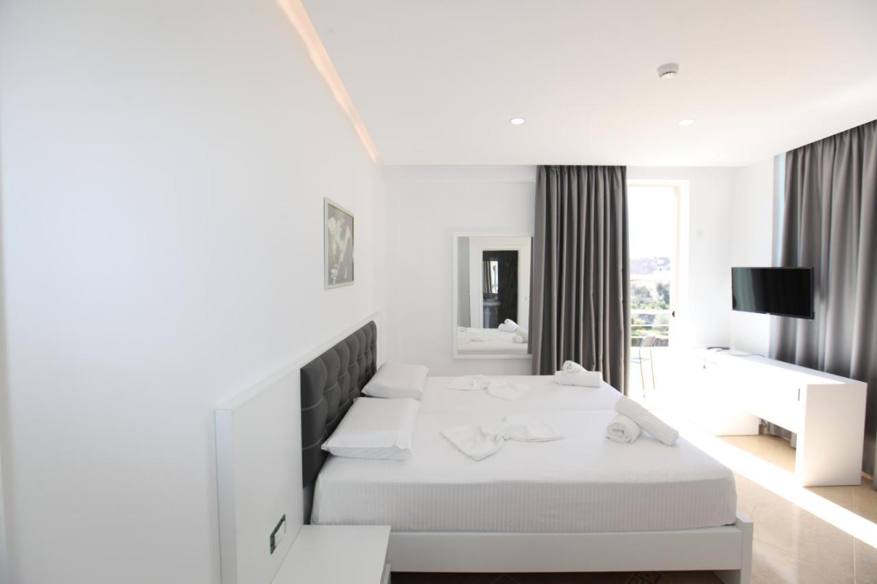 Nika Hotel Sarandë Exteriér fotografie