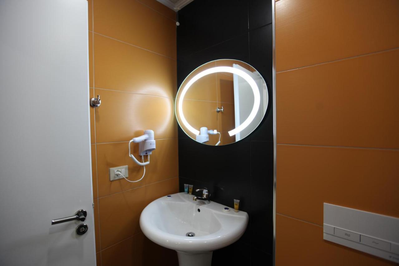 Nika Hotel Sarandë Exteriér fotografie